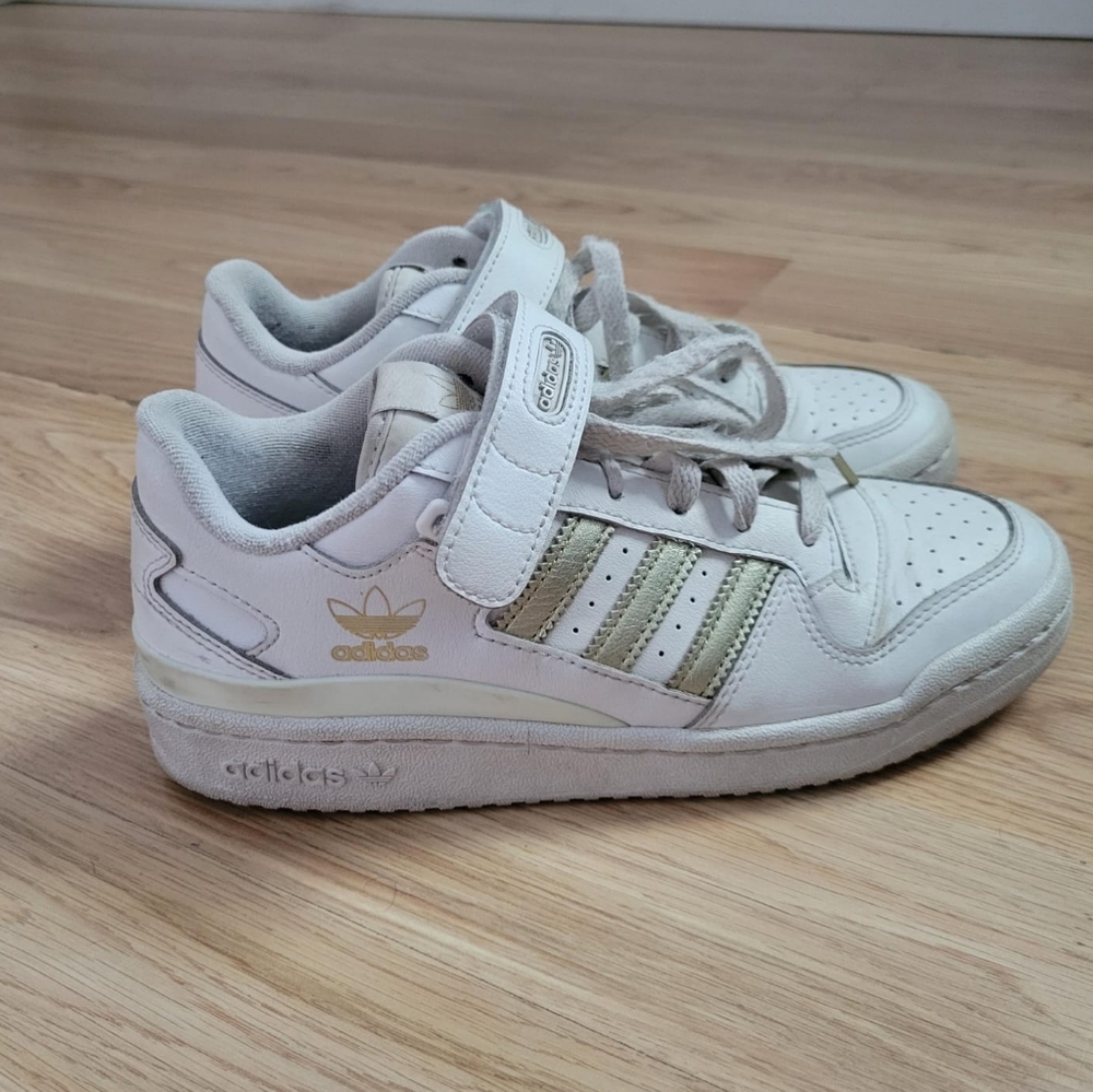 ADIDAS sneakers